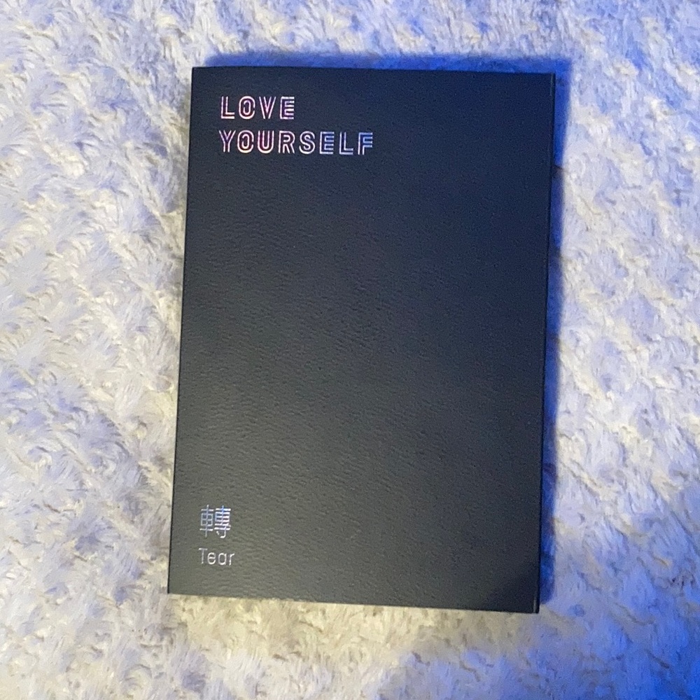 BTS LOVE YOURSELF ‘Tear’ ALBUM